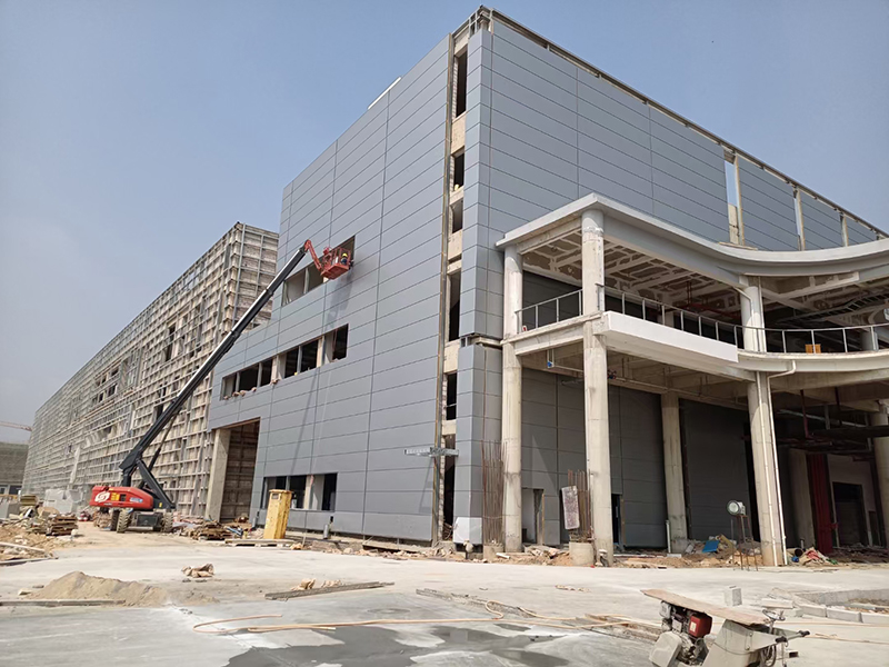 新型廠房使用聚氨酯材料建造有什么好處？
